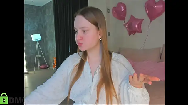 Candy Cansew online show from 06-04-26, 12:26