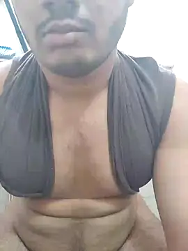 Snapshot of Brown69_guy chatting on 09-21-25, 06:40 Brown69 guy online show from 09-21-25, 06:40