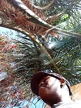 Snapshot of Thenaughtyboy360 chatting on 10-01-25, 12:20 Thenaughtyboy360 online show from 10-01-25, 12:20