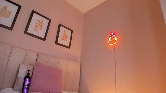  lucia 18 online show from 10-14-25, 06:30