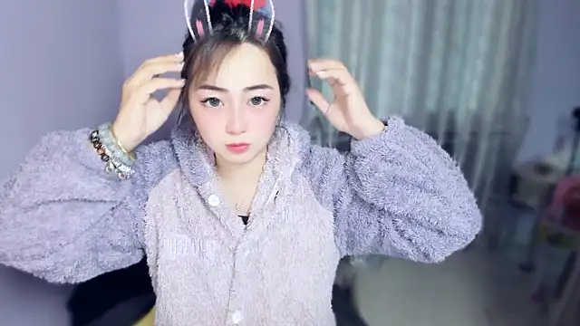 yuki3366 online show from 11-20-25, 04:57