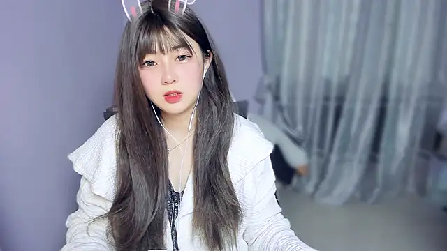 yuki3366 online show from 11-09-25, 03:32