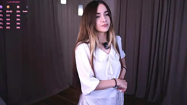 Snapshot of CupSizeGirl chatting on 11-01-25, 01:27 CupSizeGirl online show from 11-01-25, 01:27