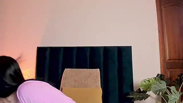 AbbieJoness  online show from 11-18-25, 11:35