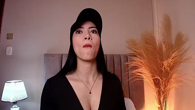 AbbieJoness  online show from 11-06-25, 11:47