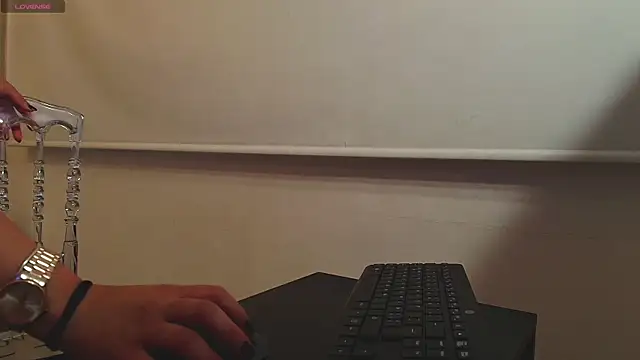  Victoria Collins online show from 09-23-25, 10:55