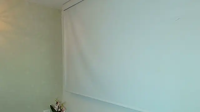  Victoria Collins online show from 10-08-25, 11:01