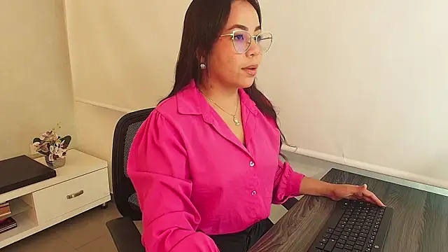  Victoria Collins online show from 10-16-25, 11:07