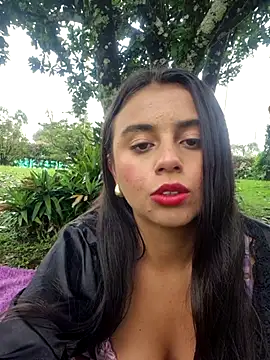 Lunaluxe1001 online show from 11-05-25, 12:30