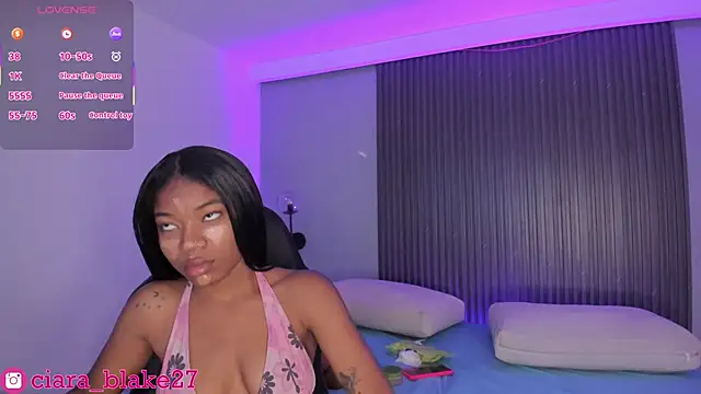 ciara blake online show from 10-28-25, 07:46