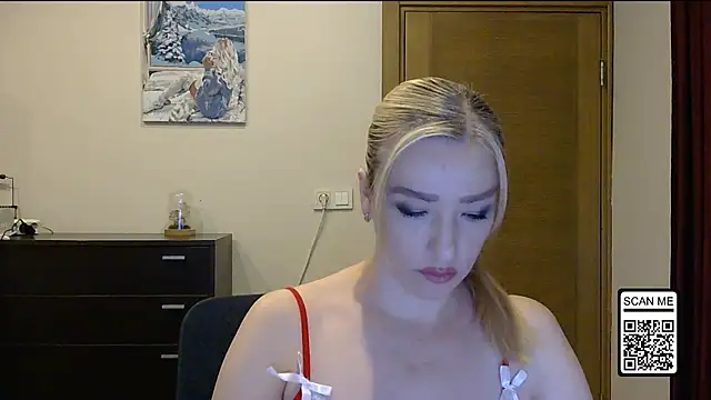 Wild Silk Desire online show from 10-26-25, 02:28