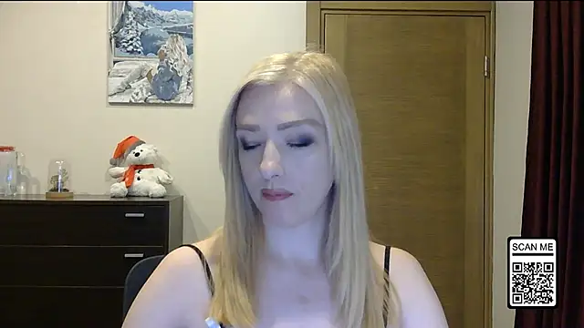 Wild Silk Desire online show from 01-11-26, 08:43