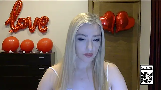 Wild Silk Desire online show from 02-15-26, 04:39