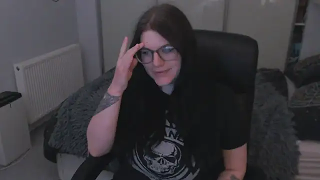 GothSuccubusBabe online show from 06-03-26, 10:58