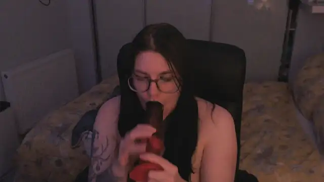 GothSuccubusBabe online show from 05-05-26, 09:40