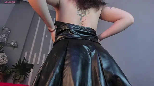 Victoriaa2 Doll online show from 03-13-26, 12:10