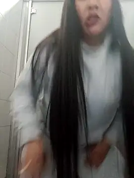 hotCOUPLEPETRA online show from 05-05-26, 10:40