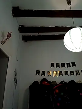 hotCOUPLEPETRA online show from 04-12-26, 06:00