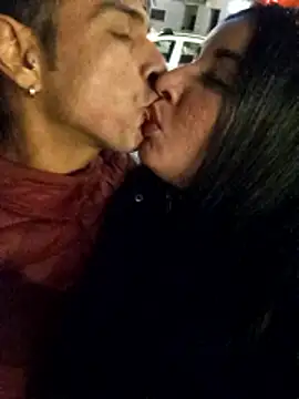 hotCOUPLEPETRA online show from 01-11-26, 05:42