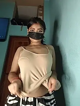 Riya 35 sexy online show from 05-22-26, 08:07