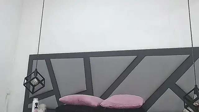 amanda ramirez online show from 05-09-26, 07:50