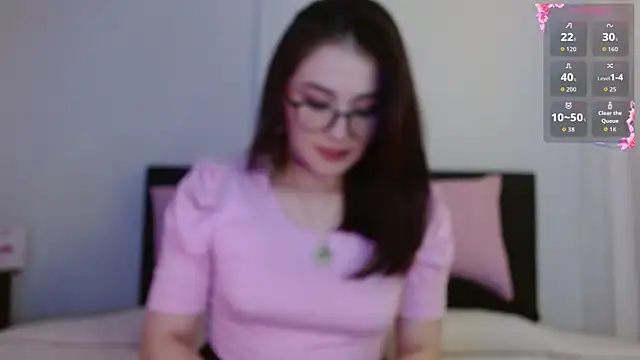 Salma Tori online show from 12-20-25, 01:19