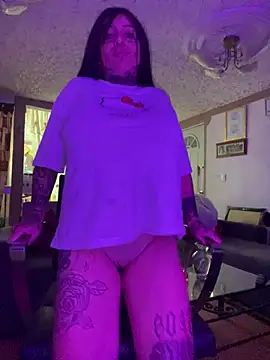 Snapshot of Morce666 chatting on 07-18-26, 05:38 Morce666 online show from 07-18-26, 05:38