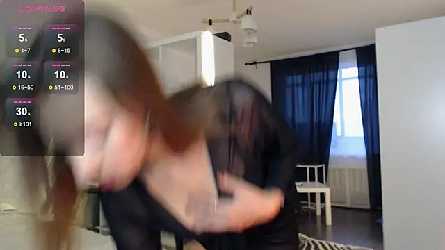 Snapshot of DreamHale_ chatting on 09-16-25, 01:56 DreamHale online show from 09-16-25, 01:56