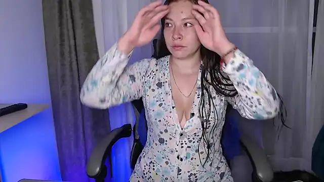 mariaana  222 online show from 03-28-26, 04:46