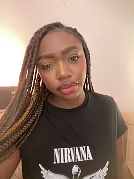 alissradiante1 online show from 03-10-26, 12:25