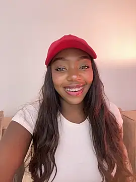 Snapshot of alissradiante1 chatting on 11-30-25, 03:51 alissradiante1 online show from 11-30-25, 03:51