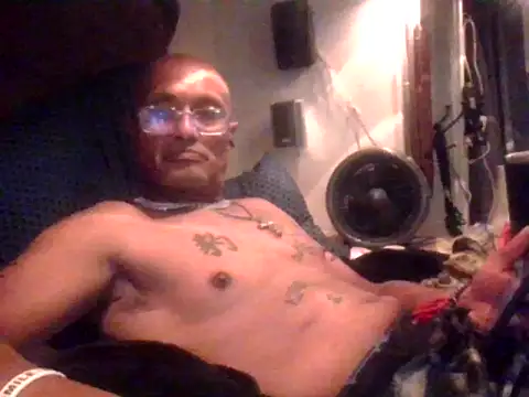 badboy2u2025 online show from 03-21-26, 07:20