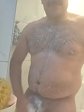 Snapshot of CloudyMuscleBeefy chatting on 03-01-26, 05:13 CloudyMuscleBeefy online show from 03-01-26, 05:13