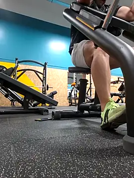 CloudyMuscleBeefy online show from 10-05-25, 12:56