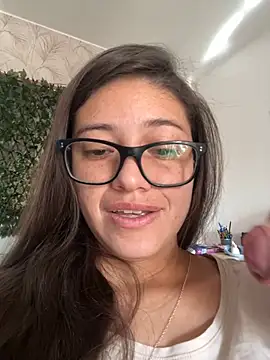 Snapshot of kate_rabittsex chatting on 02-06-25, 12:37 kate rabittsex online show from 02-06-25, 12:37