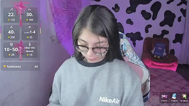 abbie jensen  online show from 09-24-25, 04:30