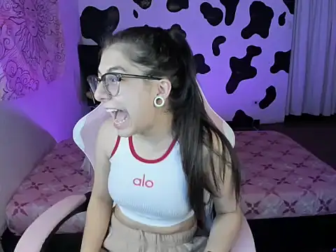 abbie jensen  online show from 09-12-25, 03:28