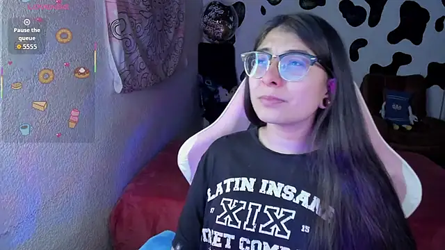 abbie jensen  online show from 10-30-25, 02:21