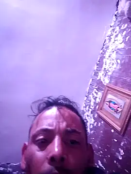 ConfidedAward online show from 04-05-26, 10:44