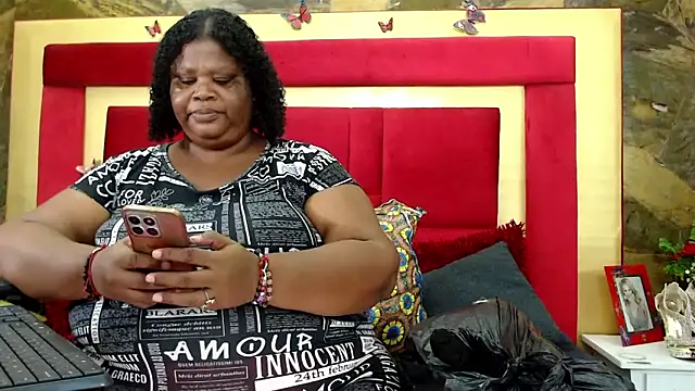 Exoticbigmandy online show from 02-11-26, 08:52