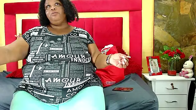 Exoticbigmandy online show from 11-06-25, 09:08