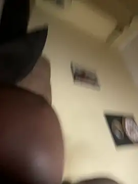 bignipple254 online show from 04-26-26, 08:28