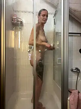 LucyLingerie78 online show from 09-28-25, 06:37