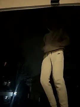 Snapshot of El_matatan_XD123 chatting on 01-12-26, 03:24 El matatan XD123 online show from 01-12-26, 03:24