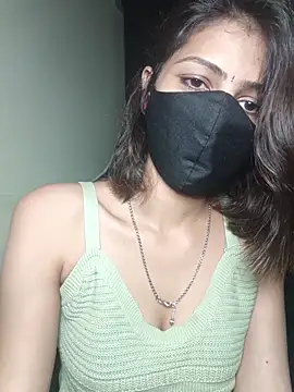 Isha Sax online show from 10-30-25, 07:06