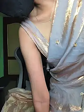 Snapshot of Isha_Sax chatting on 06-20-26, 03:44 Isha Sax online show from 06-20-26, 03:44
