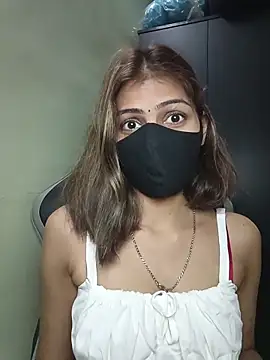 Isha Sax online show from 11-24-25, 07:08