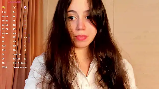 JulianaChapel online show from 09-16-25, 08:04