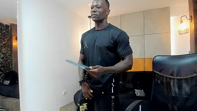 MarcusBlack  online show from 12-03-25, 11:53