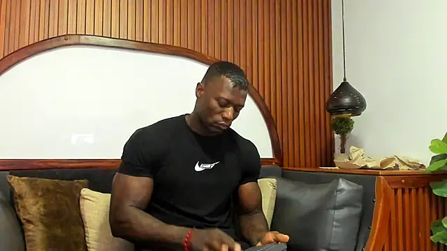 MarcusBlack  online show from 05-20-26, 12:24